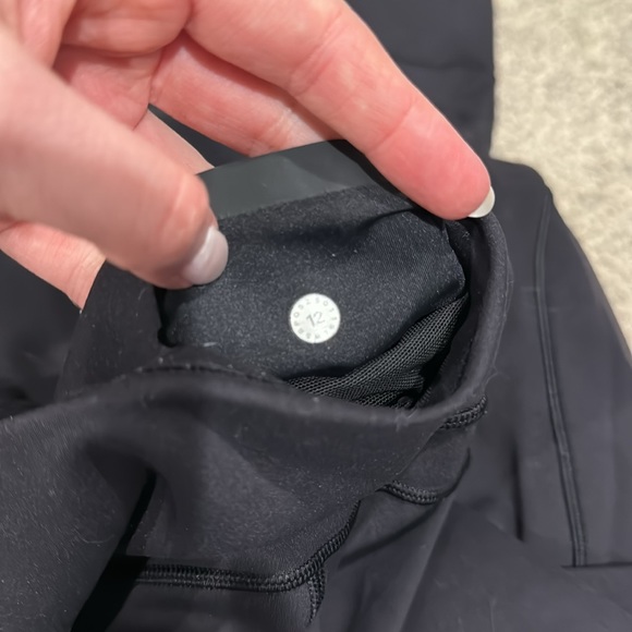 Lululemon In Movement - Picture 6 of 7